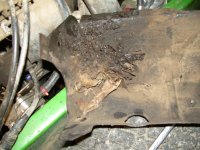 power trac bearing seal and gasket replacement 006.JPG