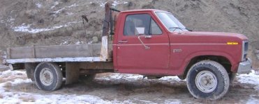 flatbed%20Ford%20pick%20up%20(Small)[1].jpg