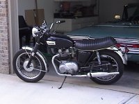 35-199067-Triumph2.JPG
