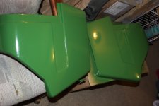 Battery door_002.JPG