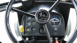 Interior 1.jpg