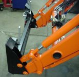 341757-Bobcat%20universal%20hitch%202.jpg