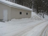 snow beside neighbor bldg (600 x 450).jpg