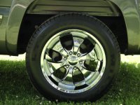 7-18-09 New 20 rims on Z71 with 30,355 miles on it! 043.JPG