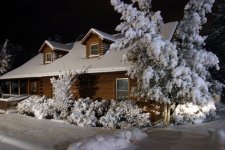 CabinSnow4968.jpg