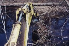 web_under_the_shovel.JPG