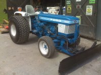 ford tractor pic 1.jpg