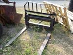 pallet forks.jpg