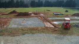 8_gravel_leveling_building.jpg