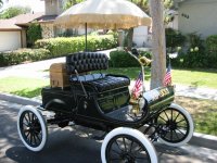 1905 Olds Curved Dash this one!!.jpg