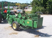 johndeere24tbalerbigpictureback3200.jpg