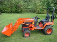 69572291_1-Pictures-of-2005-kubota-BX2230-plus-Loader.jpg