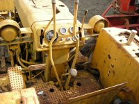 MF 200 Crawler 008.jpg