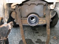 axlepivotgrease2.jpg