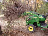 John Deere 3320 - Markham Grapple 009.jpg
