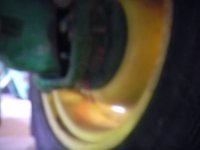 JD6415twine on hub 004.jpg