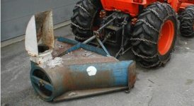 snowmachines blower.jpg