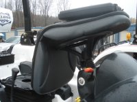 bobcat seat 001.jpg