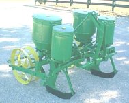 johndeere246-247planterfront1395.JPG