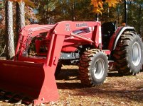 Mahindra 4110 014.jpg