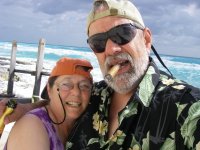 Terry and Lavonne - Cancun - 2008 small.JPG