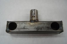 exhaust manifold.jpg