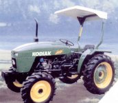 490833-tractor5.jpg