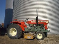 351962-ym2000 w belly mower.JPG