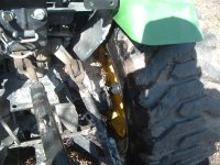 broken tractor 010.JPG