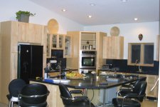 Kitchen 1.JPG