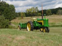 P8280055jd730spreader.jpg