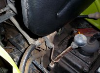P1630840rYM240-ShifterBungee.JPG