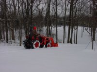 2-214657-smallsnow.jpg