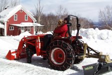 35-34212-Tuppyntractor01.jpg
