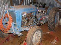 355975-Ford 2000.jpg