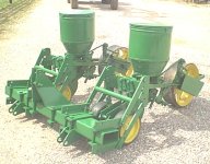 jd2rowcornplanterfunnyrightside1195.JPG