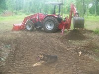 5-5-07 Booger in the cool dirt.jpg