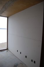R756.jpg