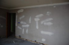 R823.jpg