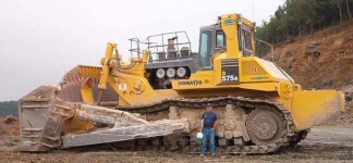 komatsu_d575a_3sd_pic_19668.jpg