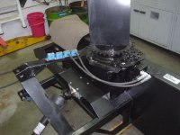 Hydraulicchutedeflector2hosesmountedinblock2.jpg