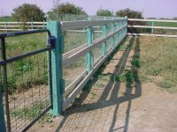 Fence2.JPG