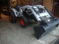 bobcat tractor 3.JPG bobcat tractor 3.JPG