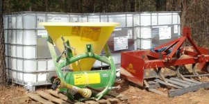 Water Tanks 300 gal., spreader,box scraper.jpg