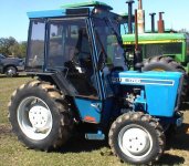 543320-Ford 1700 Cab.jpg