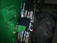 tractor 008.JPG