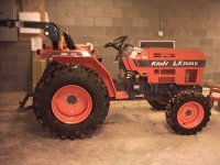 456393-tractor1lq.jpg
