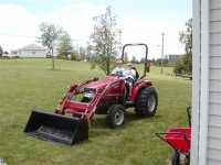 456885-july\'04bday & tractor 023.jpg