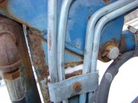 Cracked loader arm.jpg