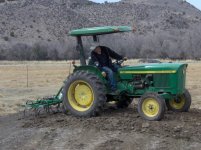 Deere 820 001.jpg